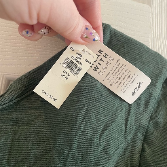 NWT Aerie one sleeve shirt - Picture 3 of 4